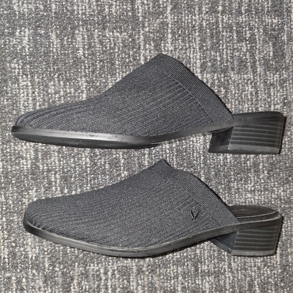 VIVAIA Black Ribbed Square-Toe Mule - Picture 8 of 10